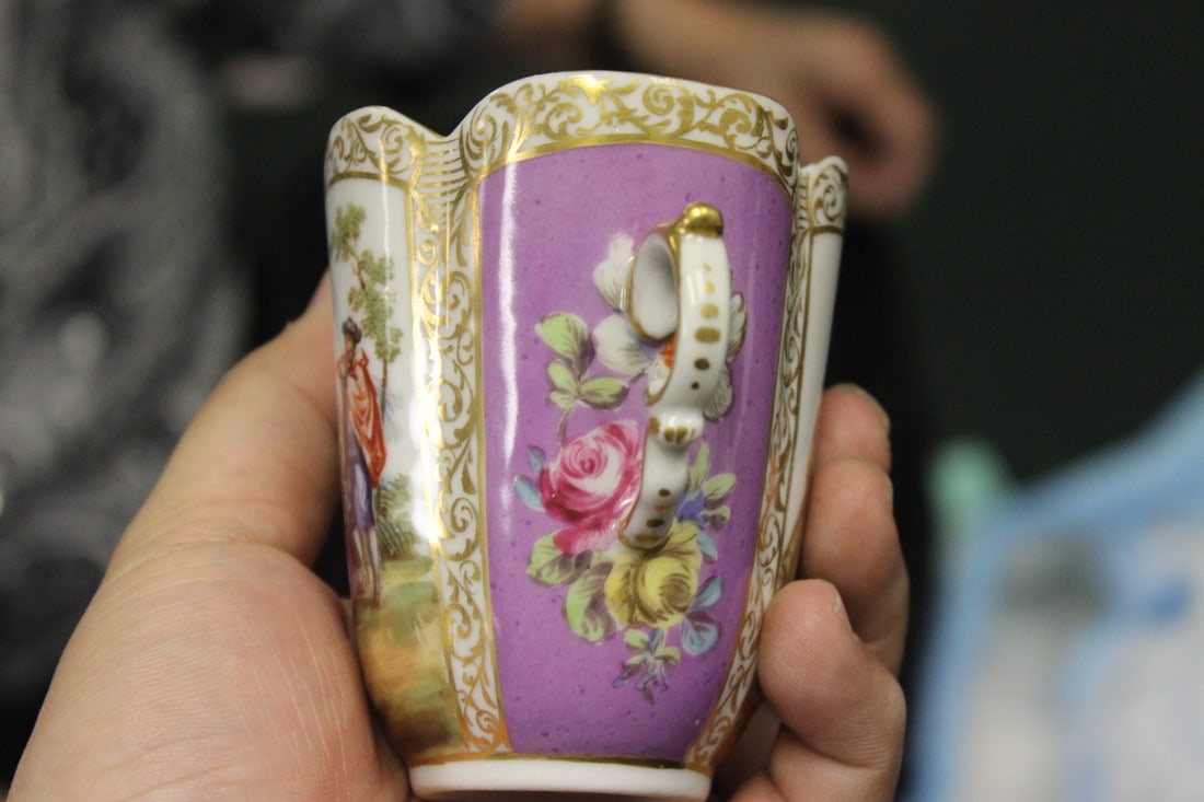 a Meissen? Cup and Saucer - 5