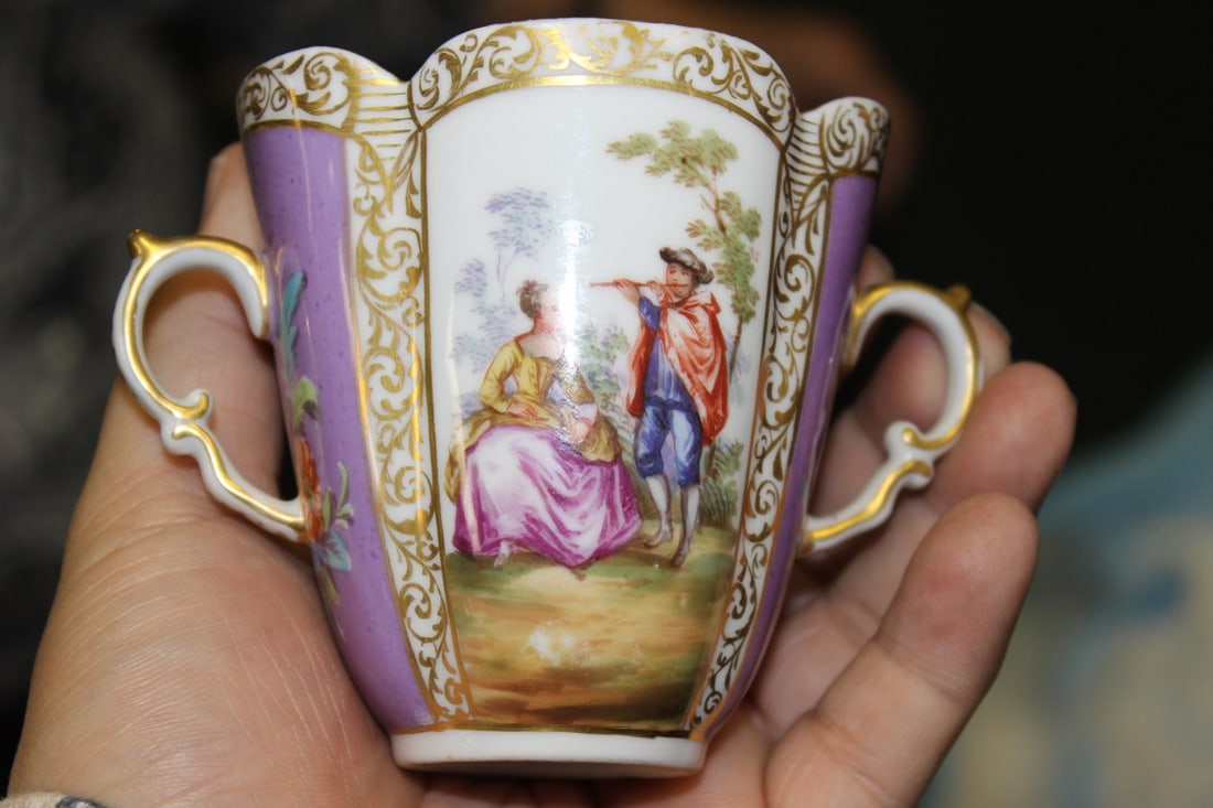 a Meissen? Cup and Saucer - 6