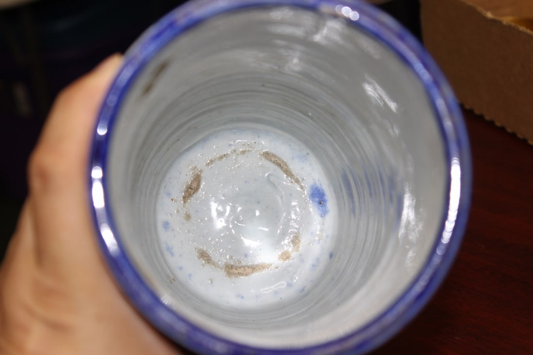 A Chinese/Japanese/Asian Porcelain Cylinder Vase - 10
