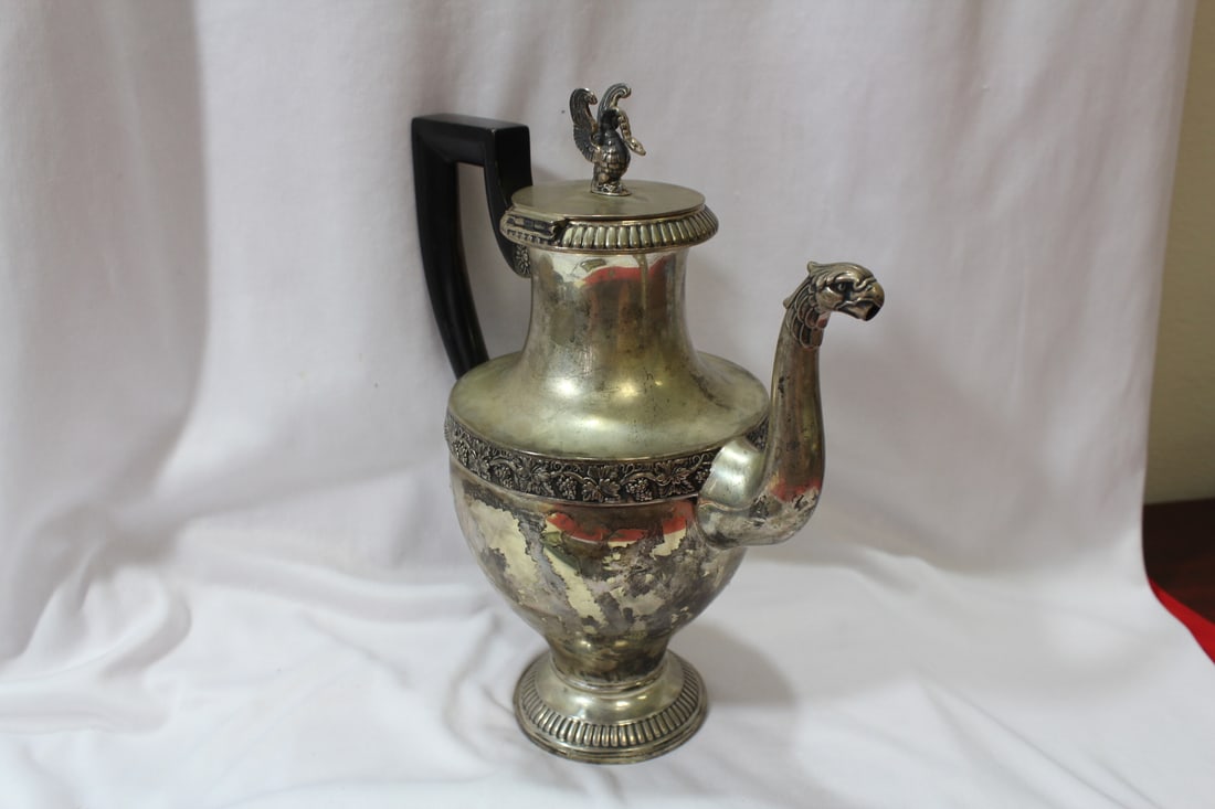 An Important Hessenberg Chocolate Pot - 2