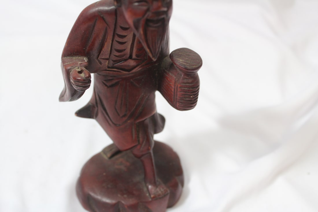 A Vintage Chinese Wood Figurine - 8