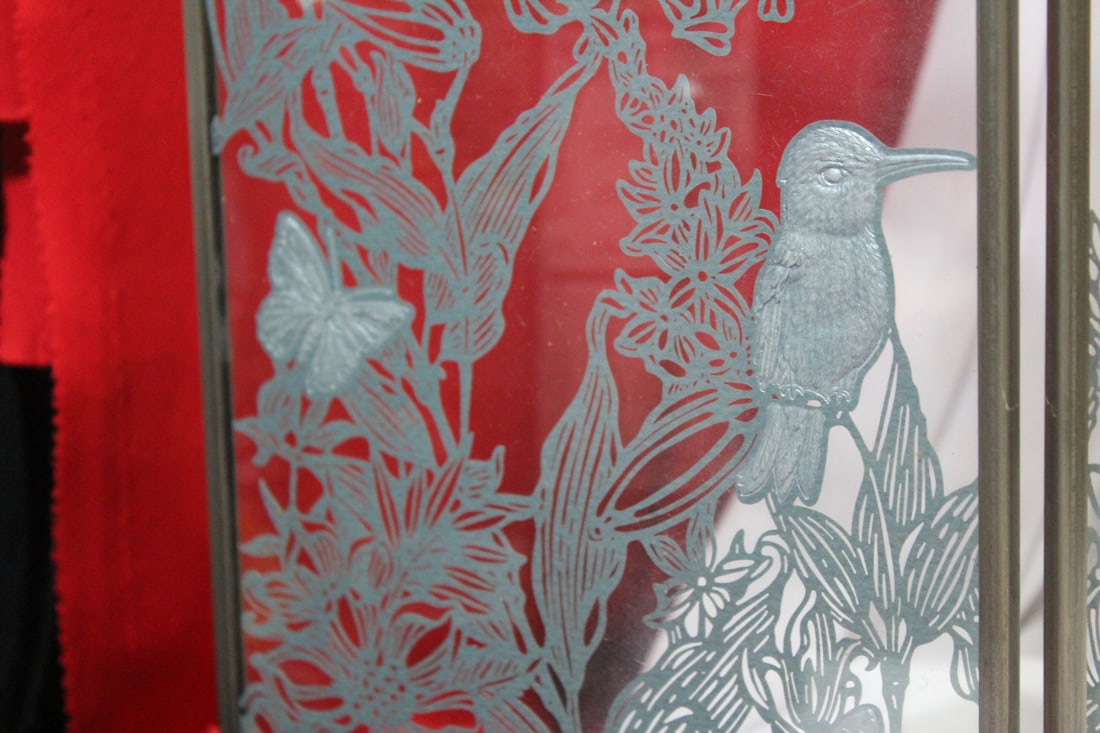 A Glass Chinese Tablescreen - 7