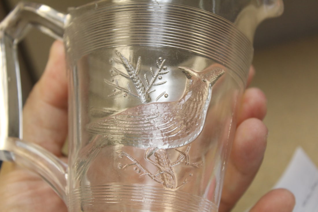 Cardinal Motied Creamer - 6