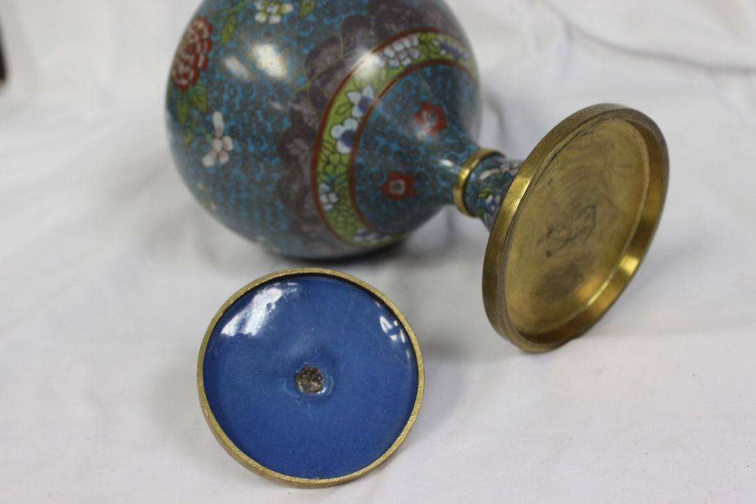 A Chinese Cloisonne Jar - 5