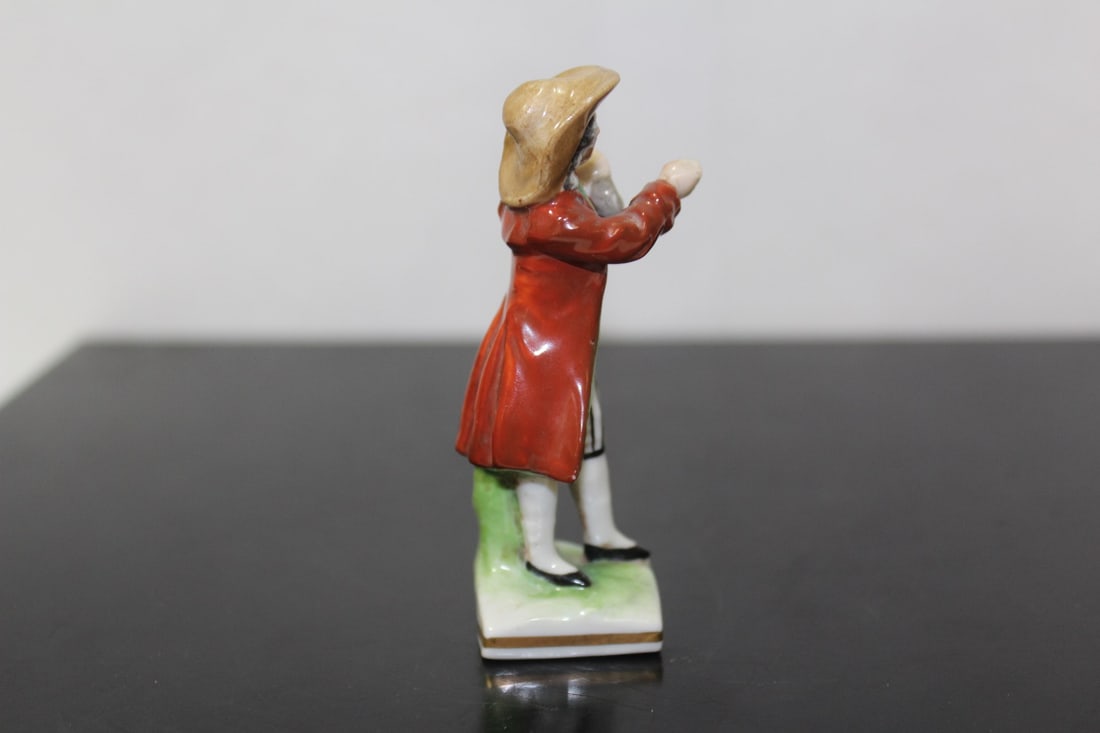 An Antique Dresden Ceramic Figurine - 2