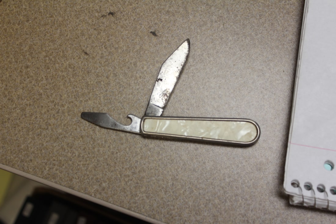 Colonial Advertising Utility Pocket Knife - 3