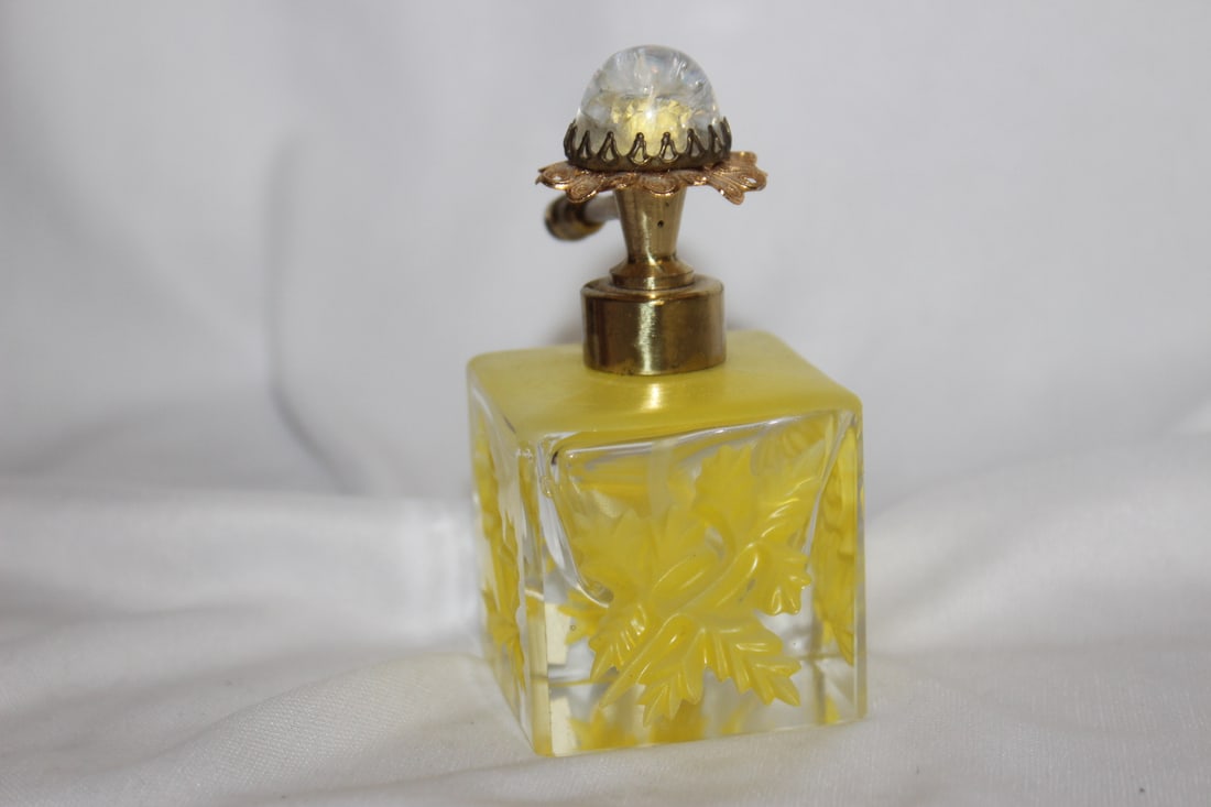 Glass Parfume Bottle with Atomizer - 2