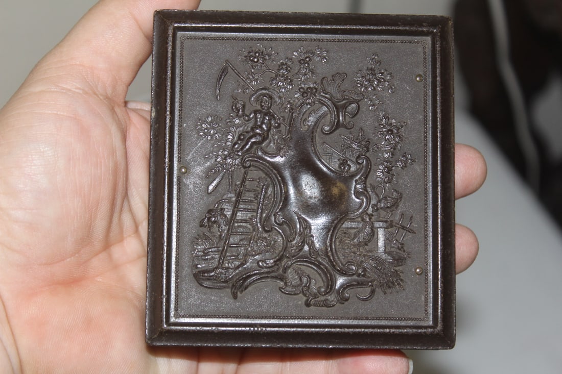 19th Century Daguerreotype Case - 5