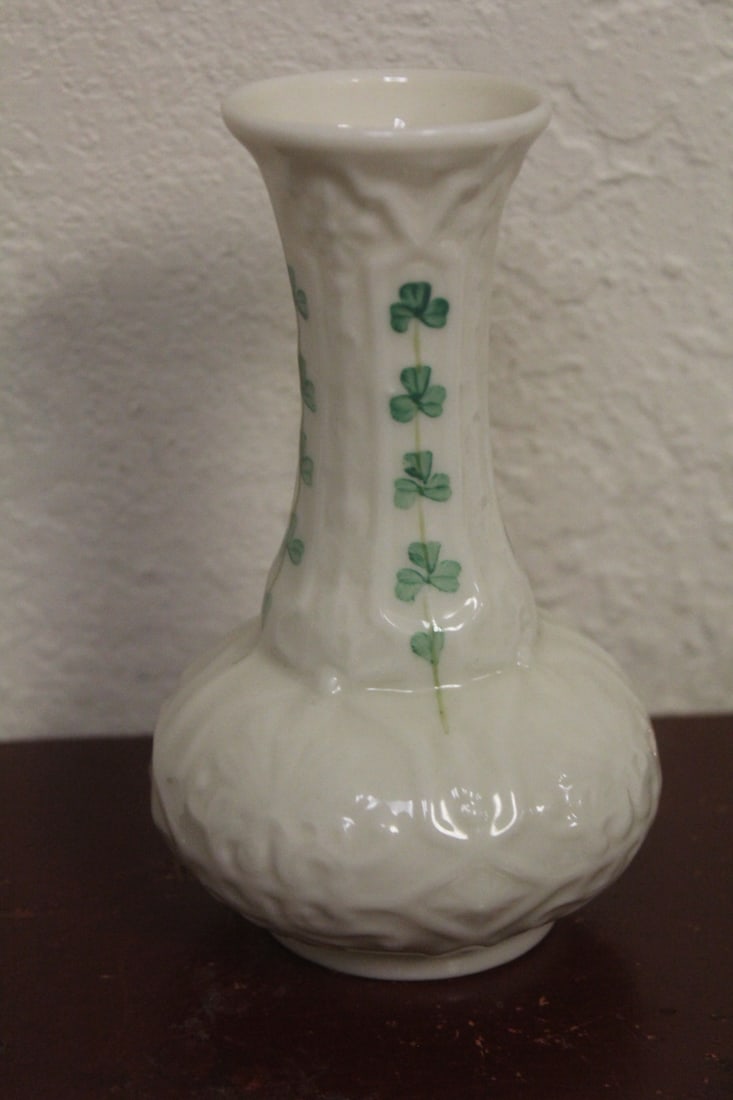 A Belleek Vase - 3