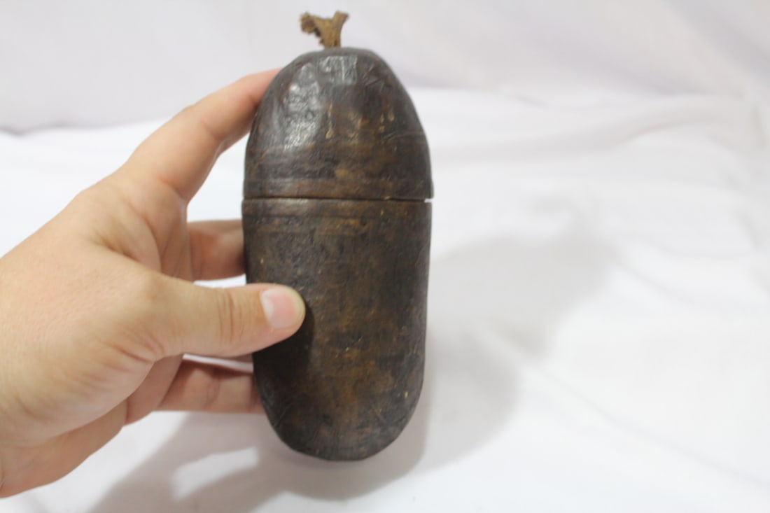 An Old Eye Glass Case - 3