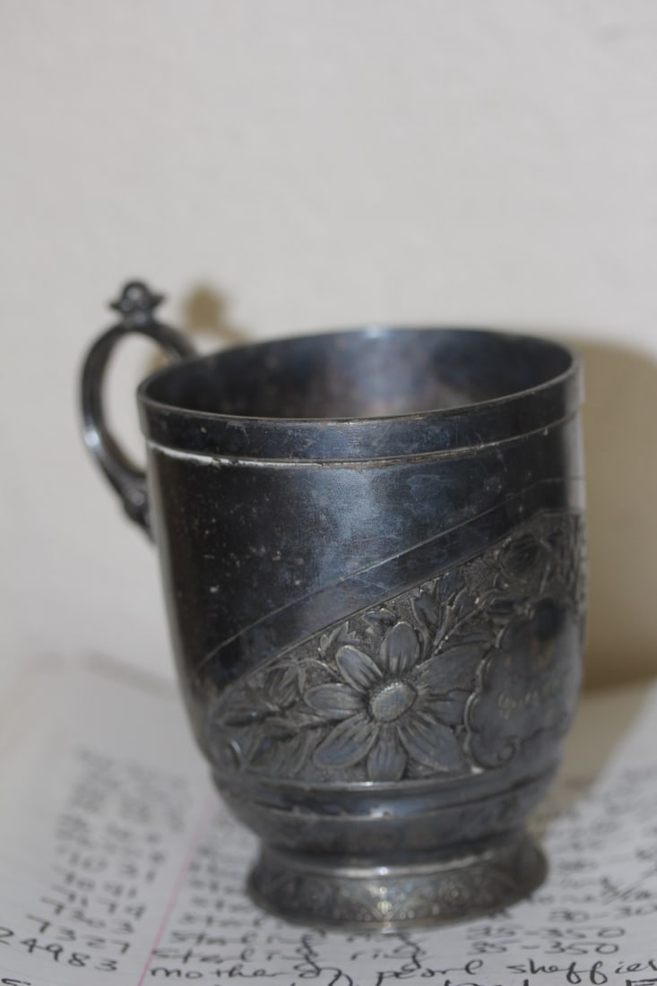 Art Nauveau Pewter Cup: 3 1/2" tall