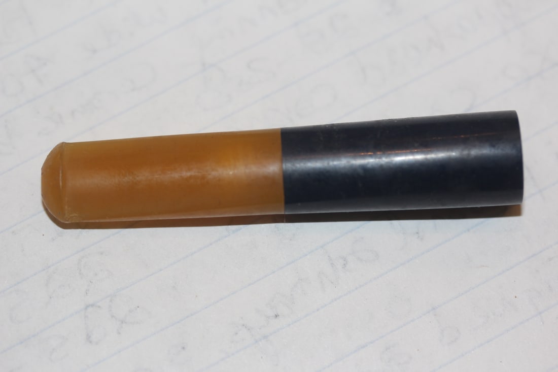 Bakelite Cigarette Holder: 2 1/2" long
