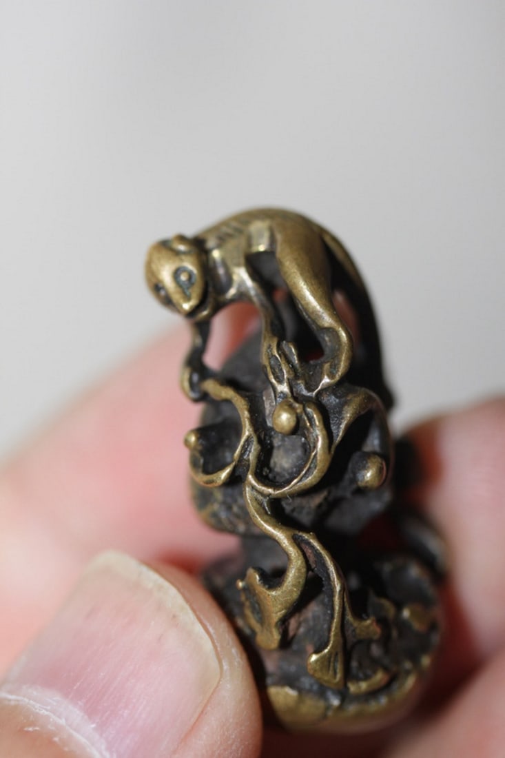 19th Century Japanese Bronze Netsuke - 6