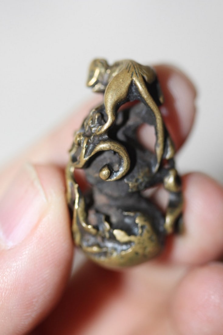 19th Century Japanese Bronze Netsuke - 8