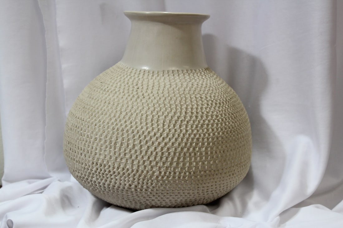 Master Carver Alonso Sandoval Pottery - 3