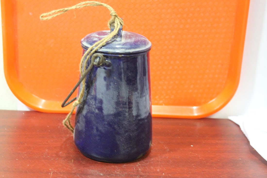 A Vintage Enamel Small Child Bucket - 4