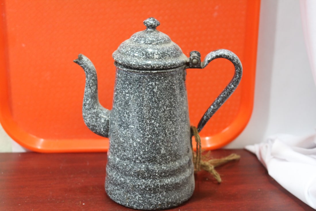 A Vintage Farmhouse Enamel Kettle Or Pot - 2