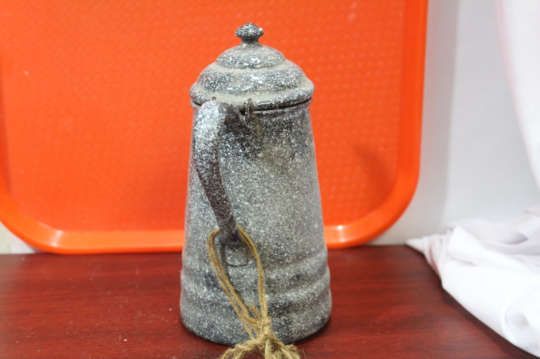 A Vintage Farmhouse Enamel Kettle Or Pot - 4