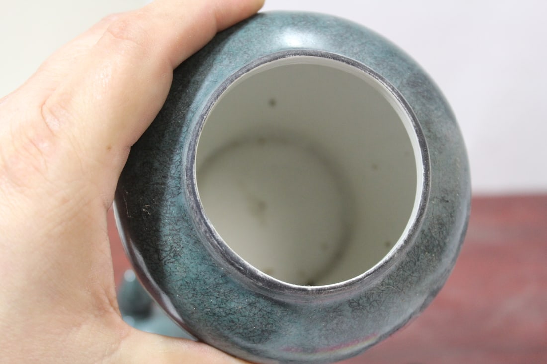 A Decorative Oriental Ceramic Jar - 6