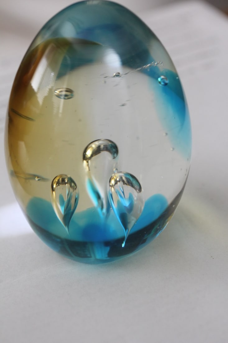 Artglass Paperweight: 4" in height