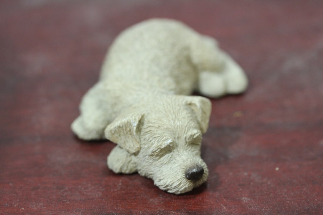 A Composite Material Sandicast Dog - 3