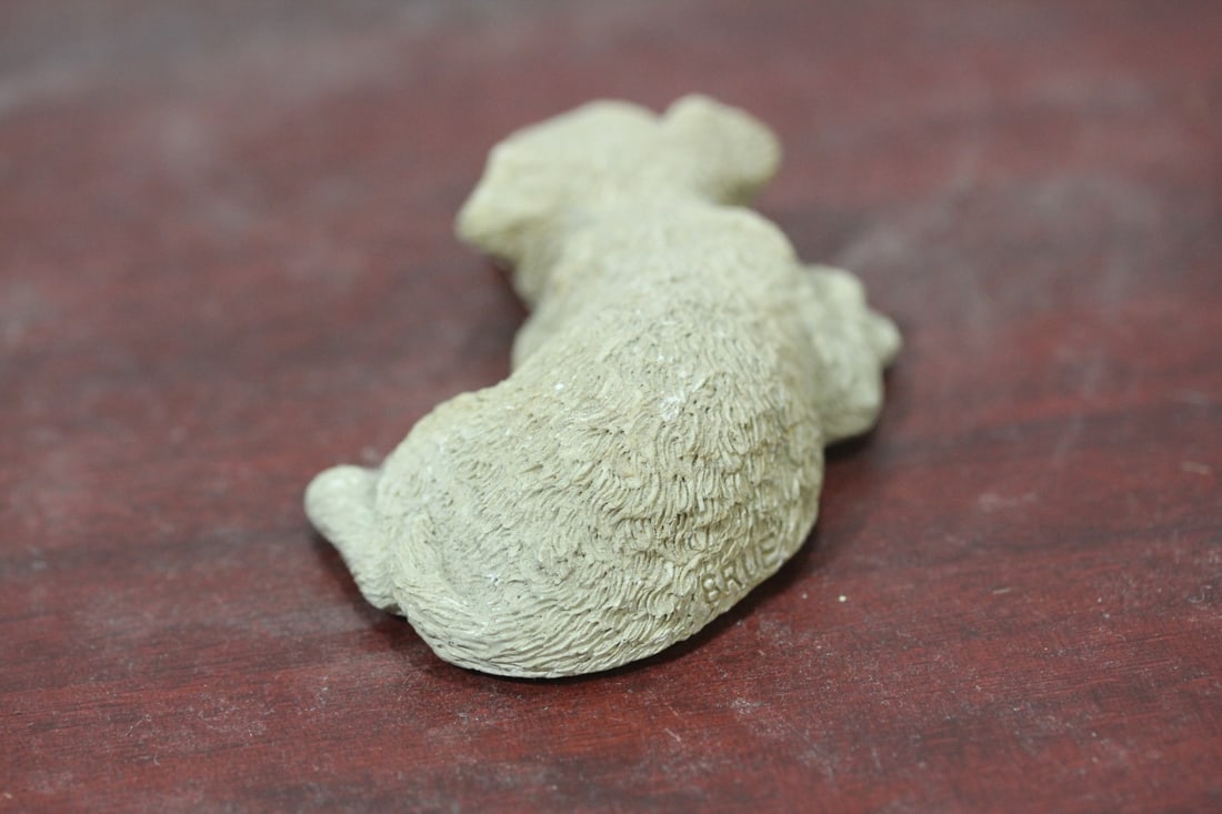 A Composite Material Sandicast Dog - 5