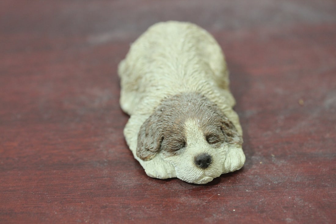 A Composite Material Sandicast Dog - 2