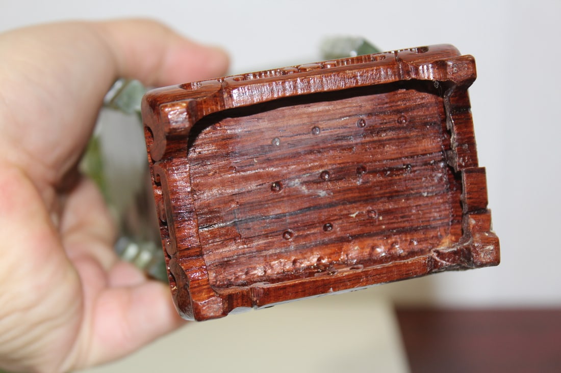 A Spinach Jade Chinese Urn - 13