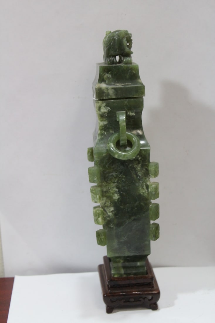 A Spinach Jade Chinese Urn - 7
