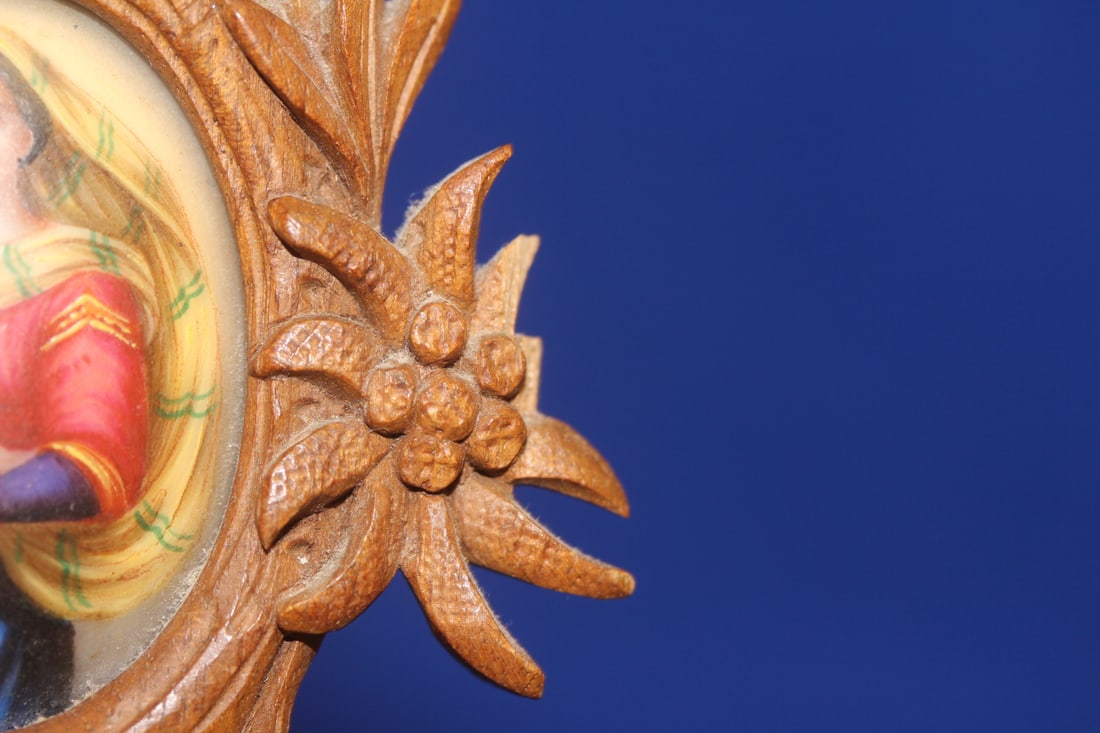 Porcelain Paingint inside a Wooden Frame - 3