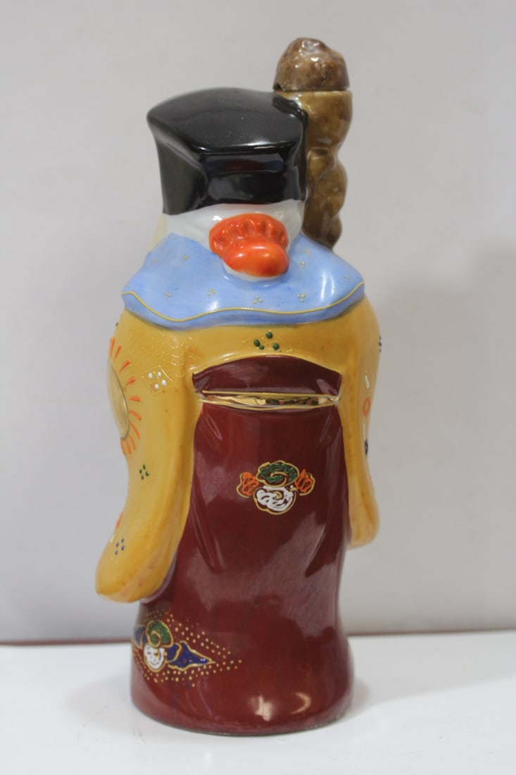 A Japanese Kutani Figurine - 3
