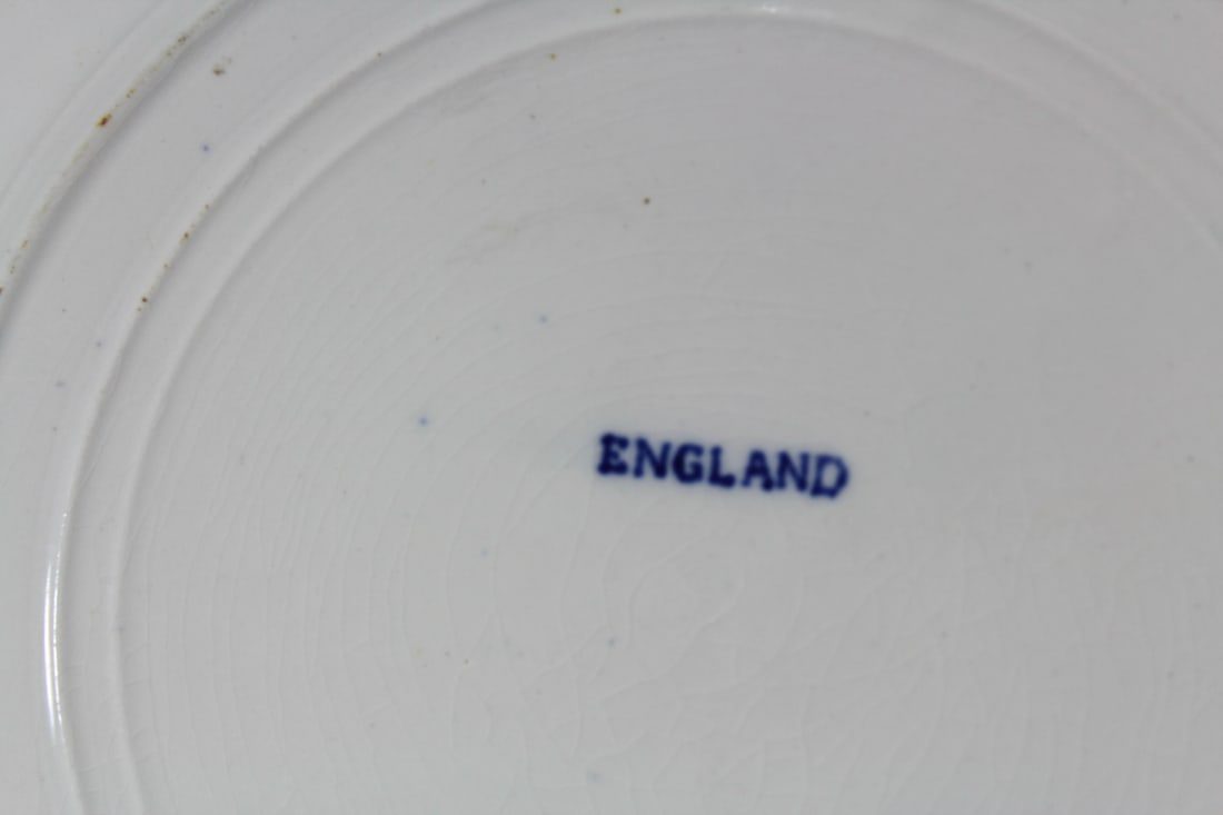 An English Flow Blue Plate - 6