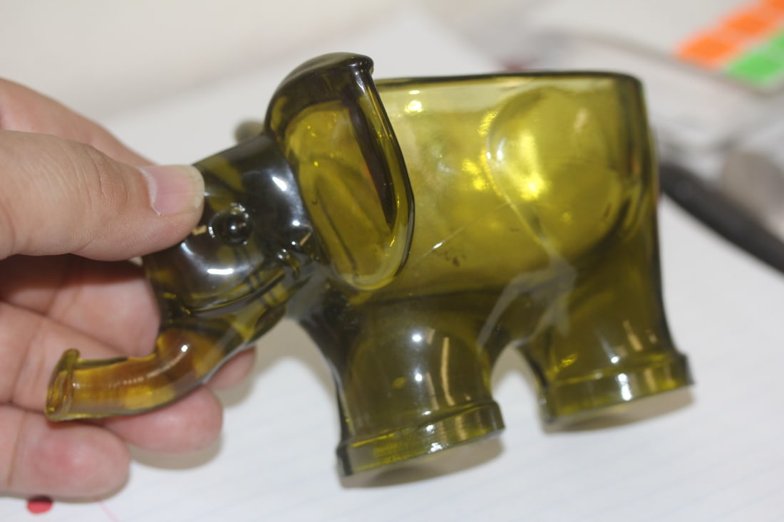 MCM Elephant Glass Cigar Ashtray - 3
