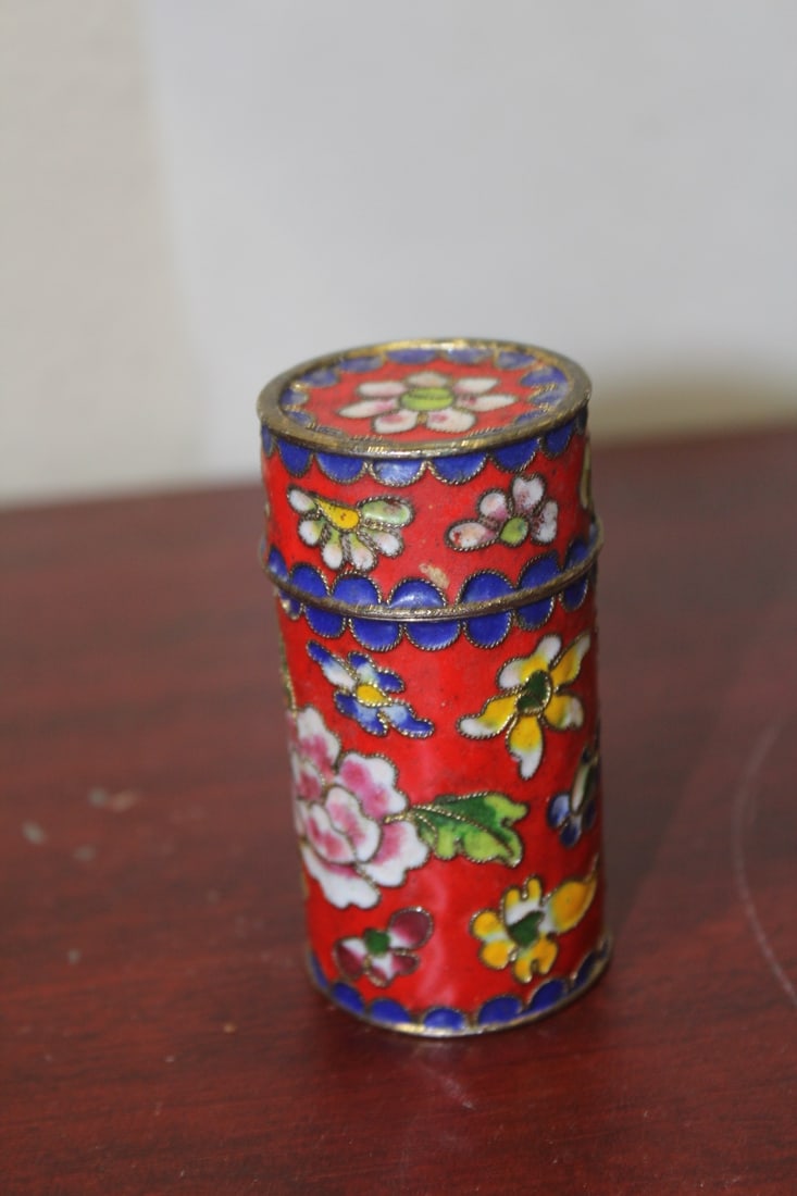A Chinese Cloisonne Toothpick Holder - 4