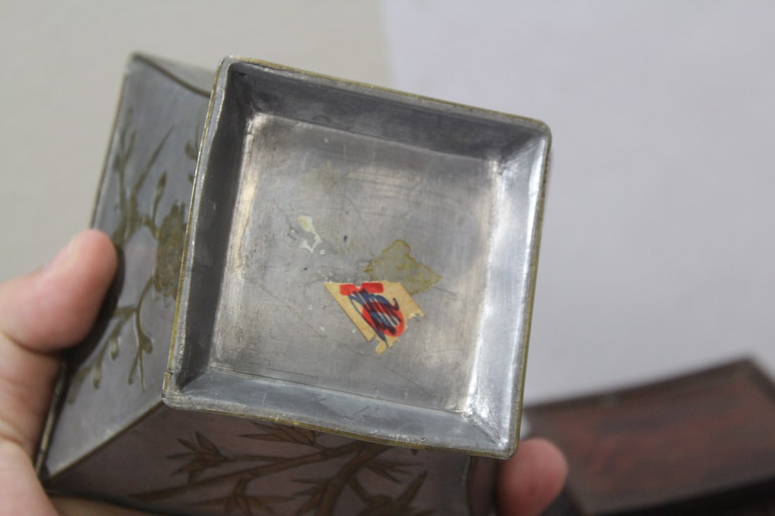 An Antique Chinese Pewter Bowl on Stand - 5
