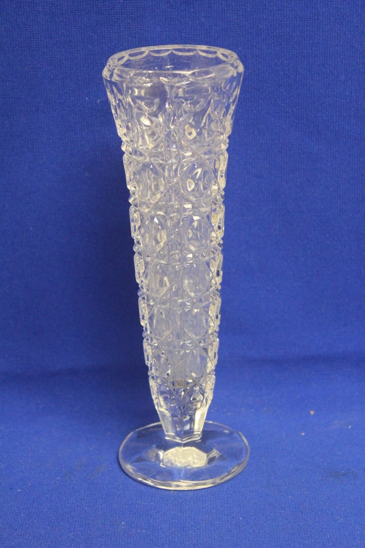 Press Glass Vase - 2