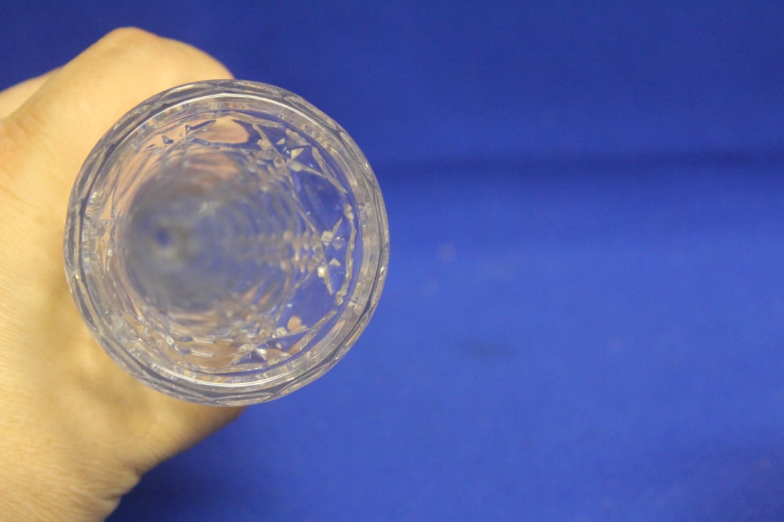 Press Glass Vase - 4