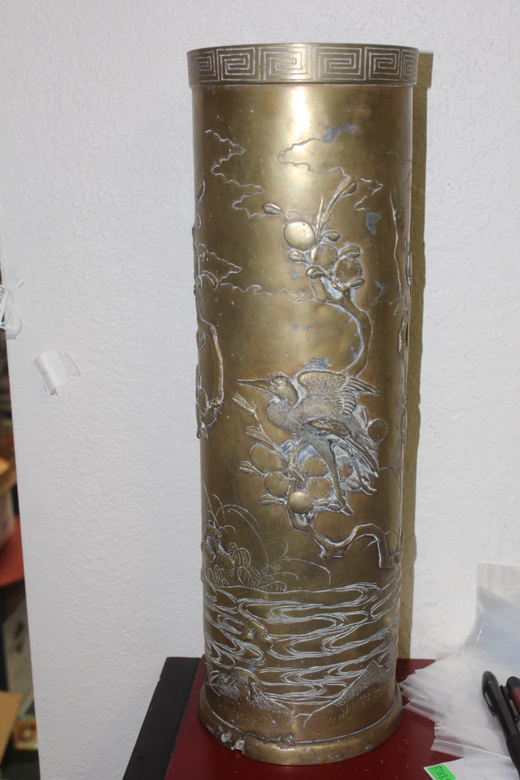 Vintage Bronze Chinese Umbrella Stand: 3 dimensional - 18 inches tall