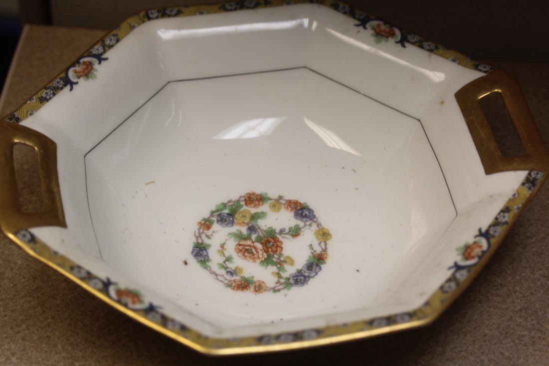 Limoges Two Handle Taureen with Lid - 3