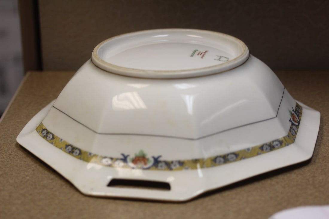 Limoges Two Handle Taureen with Lid - 4