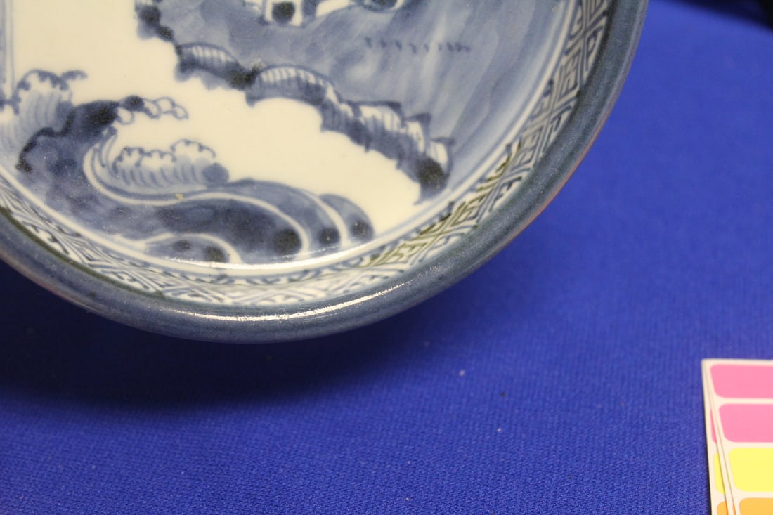 A Blue and White Japanese Round Tray - 4