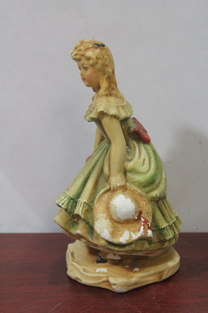 A Vintage Chalk Lady Figurine - 2
