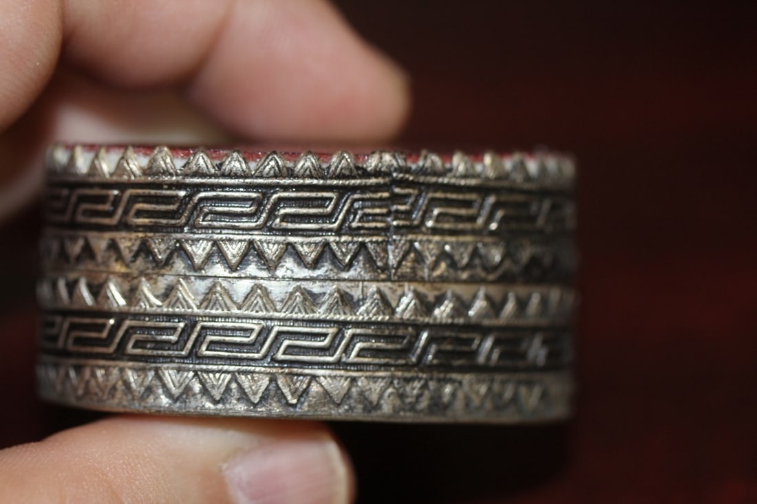 A Small Chinese Stone Trinket Box - 2