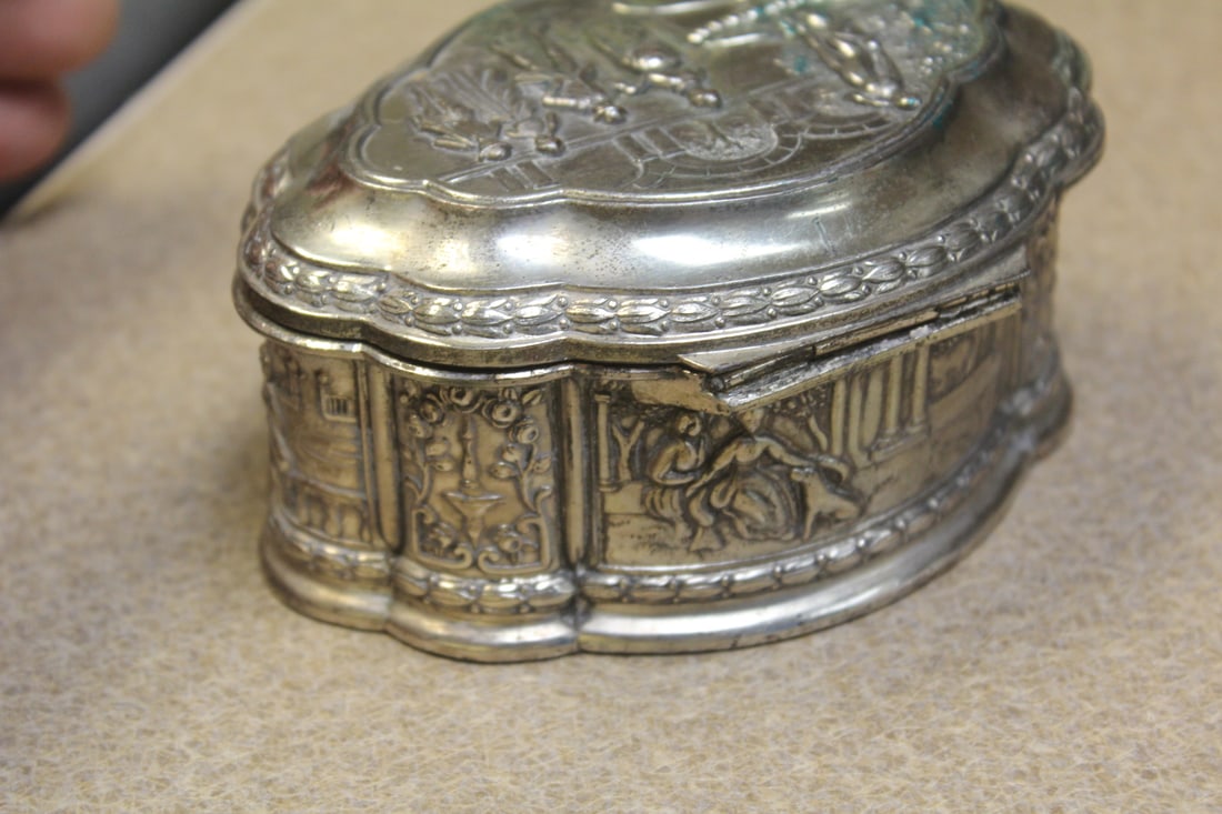 Well Carved Metal Box - 4