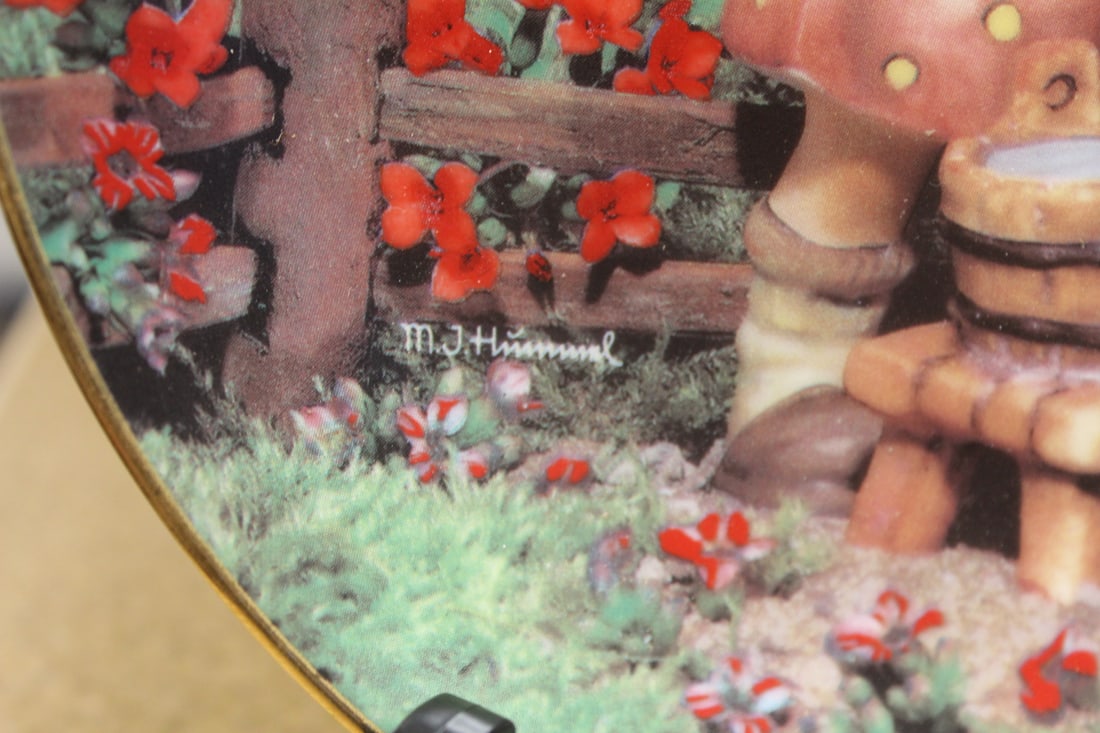 Hummel Collector's Plate - 2