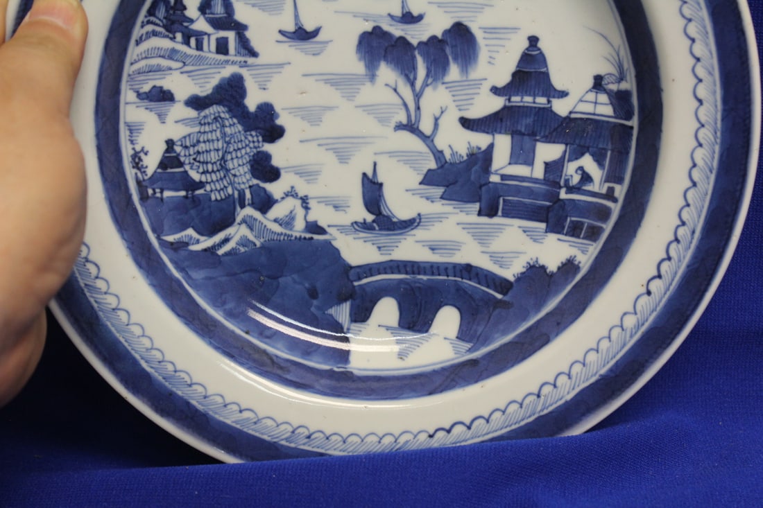 Lot of Two Anitque Blue and White Porcelains - 7