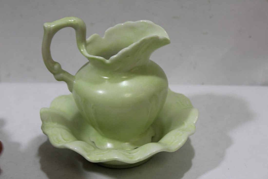 A Vintage Miniature Bowl and Pitcher - 4