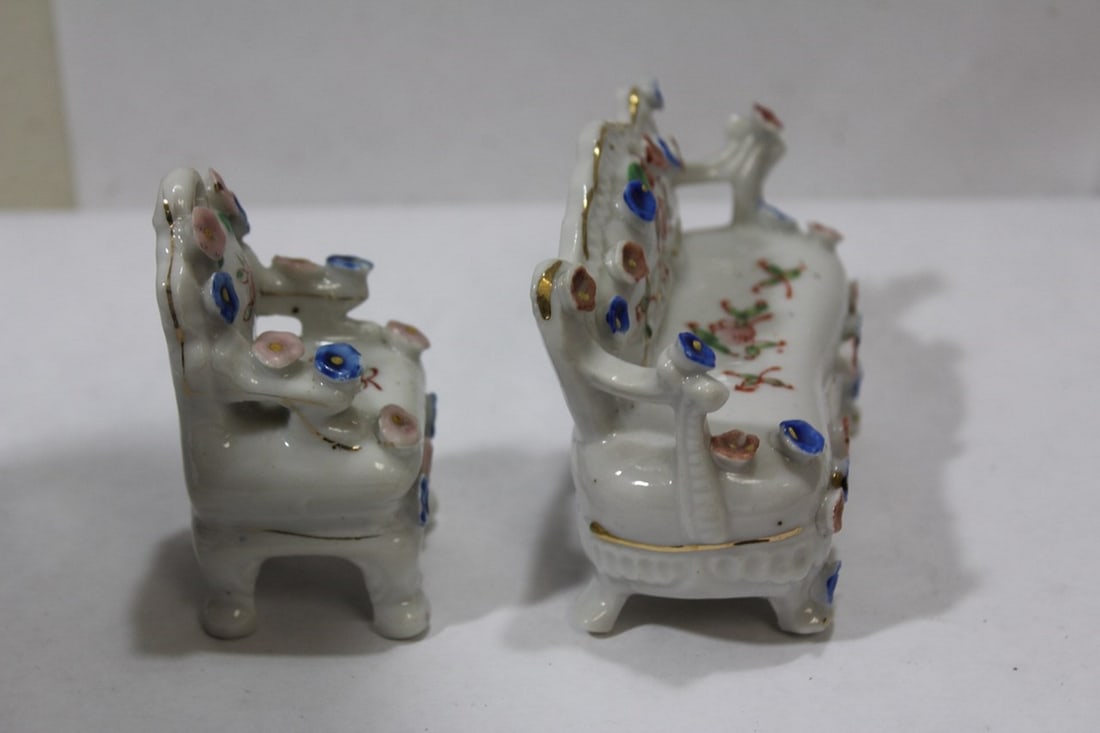 An Occupied Japan Ceramic Sofa and Chair - 2