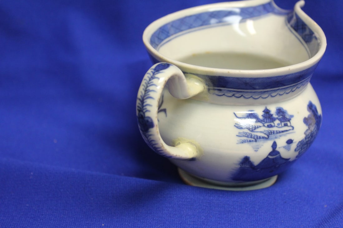 An Antique Blue and White Canton Creamer - 3