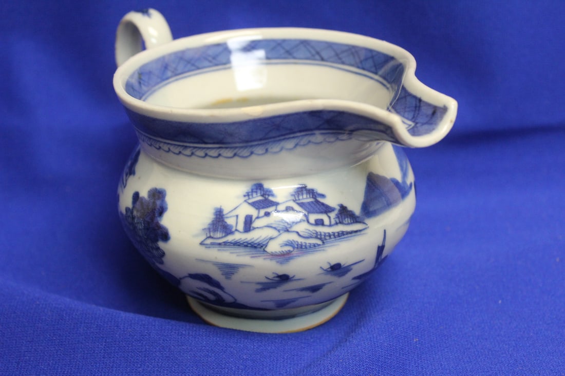 An Antique Blue and White Canton Creamer - 6